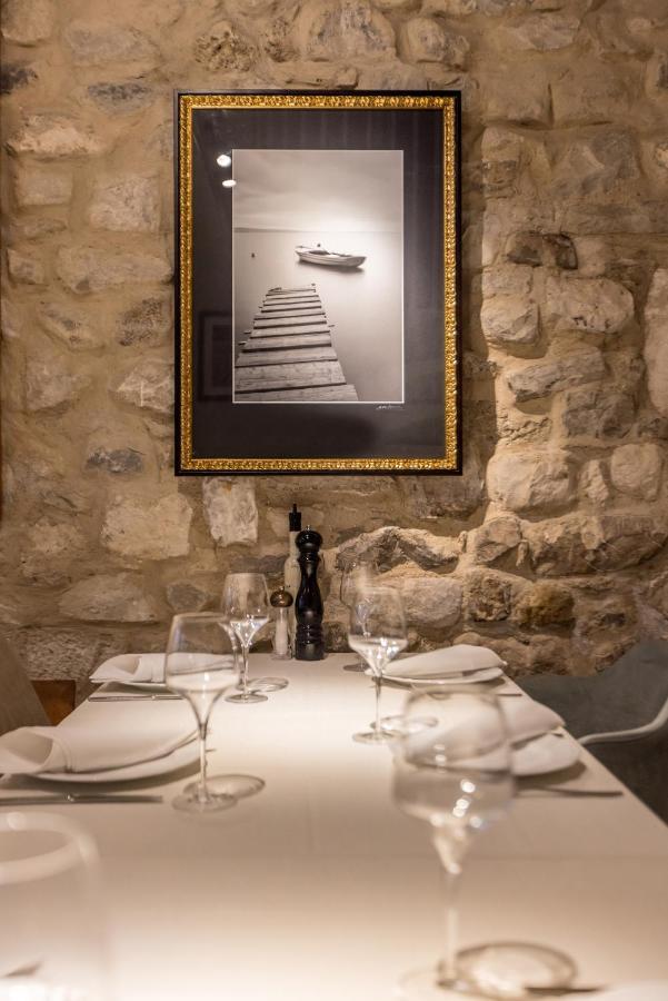 Leonis Restaurant & Rooms スプリト エクステリア 写真